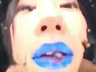 Japonská modrý rtěnka (spitting-fetish)